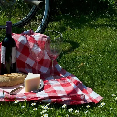 Fenelli Bed And Bike Bed & Breakfast 2*